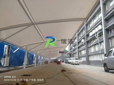 深圳寶安匯發(fā)科技園膜結(jié)構(gòu)車(chē)棚工程項(xiàng)目