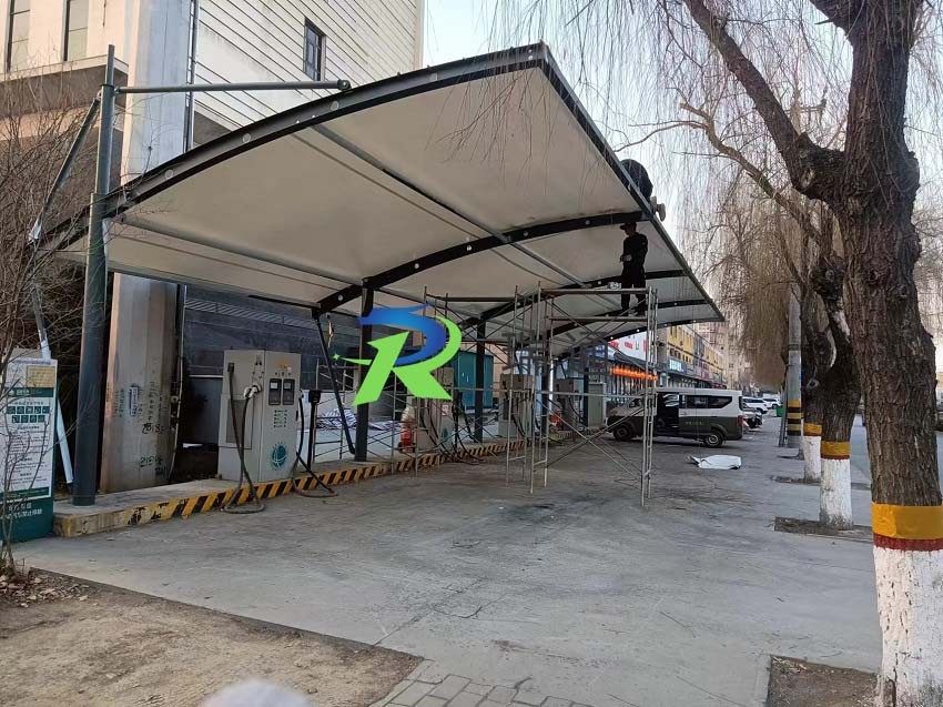 定興縣充電站膜結(jié)構(gòu)車棚